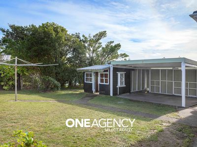 101 Waihora Crescent, Waitangirua