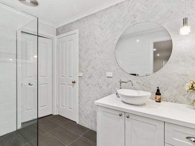 11 Normanton Place, Berwick