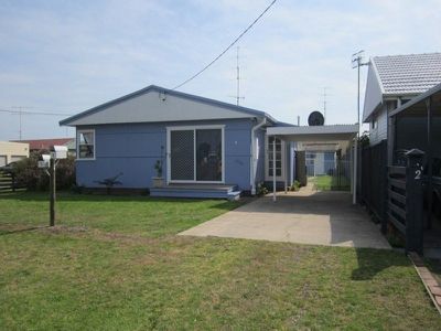 1 / 4 Banksia Avenue, Windang