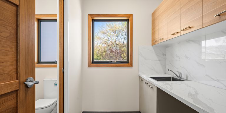2 / 14A McGuinness Street , Euroa