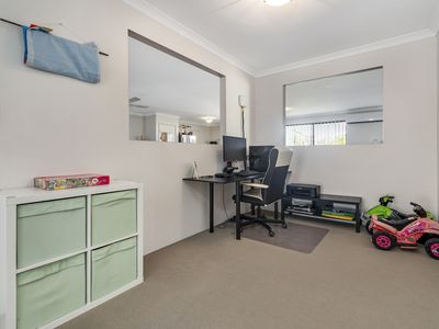 15 Cyandra Loop, Banksia Grove