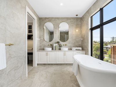 420 Balwyn Road, Balwyn North