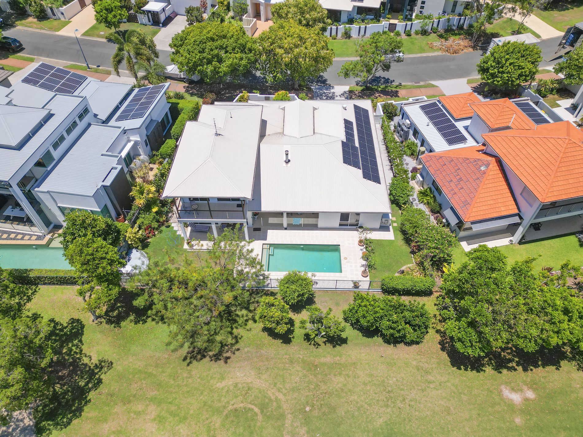 50 Lakeside Drive, Peregian Springs