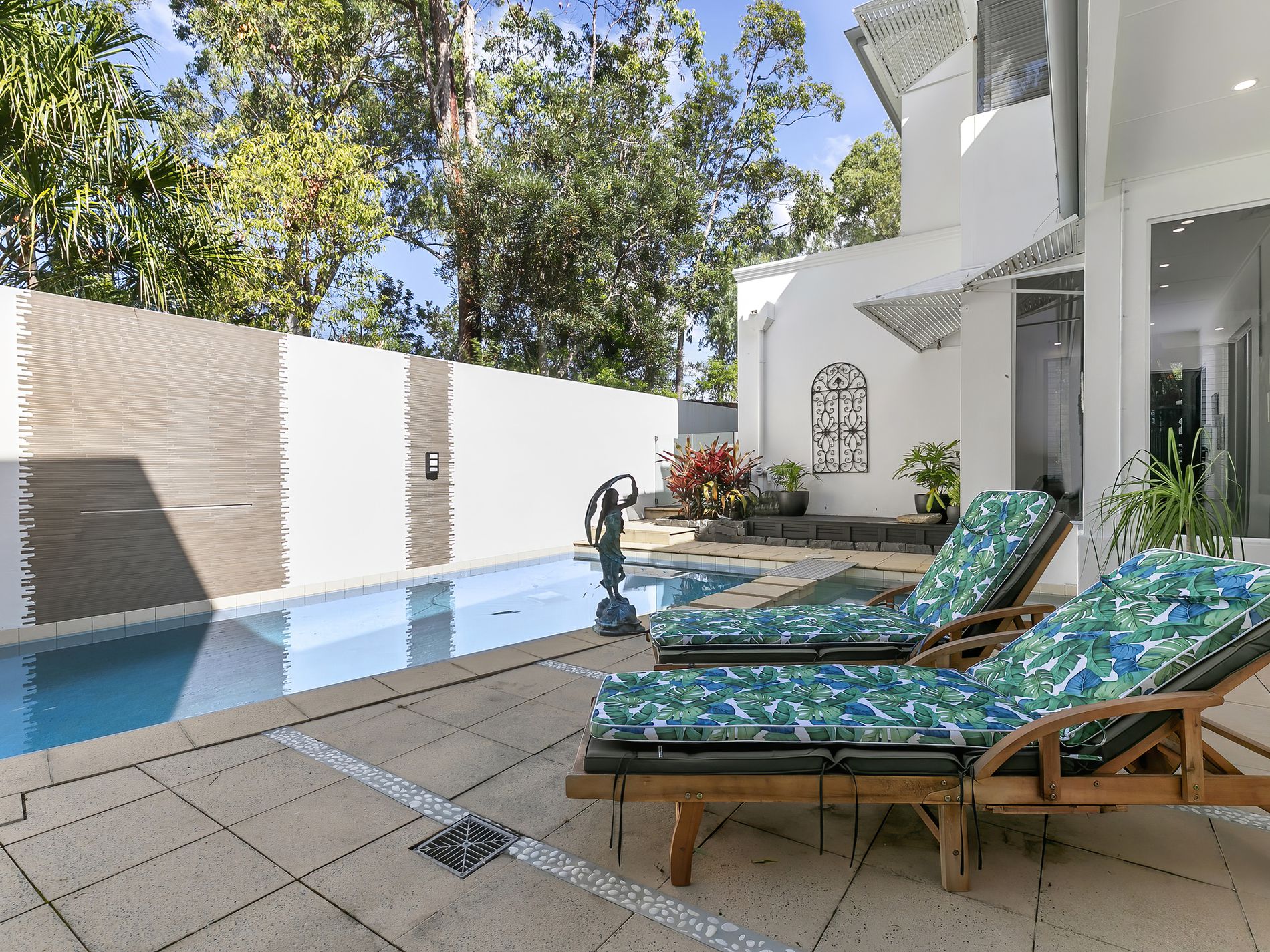 22 Lakeside Drive, Peregian Springs
