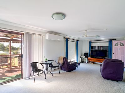 24 Petrel Avenue, River Heads