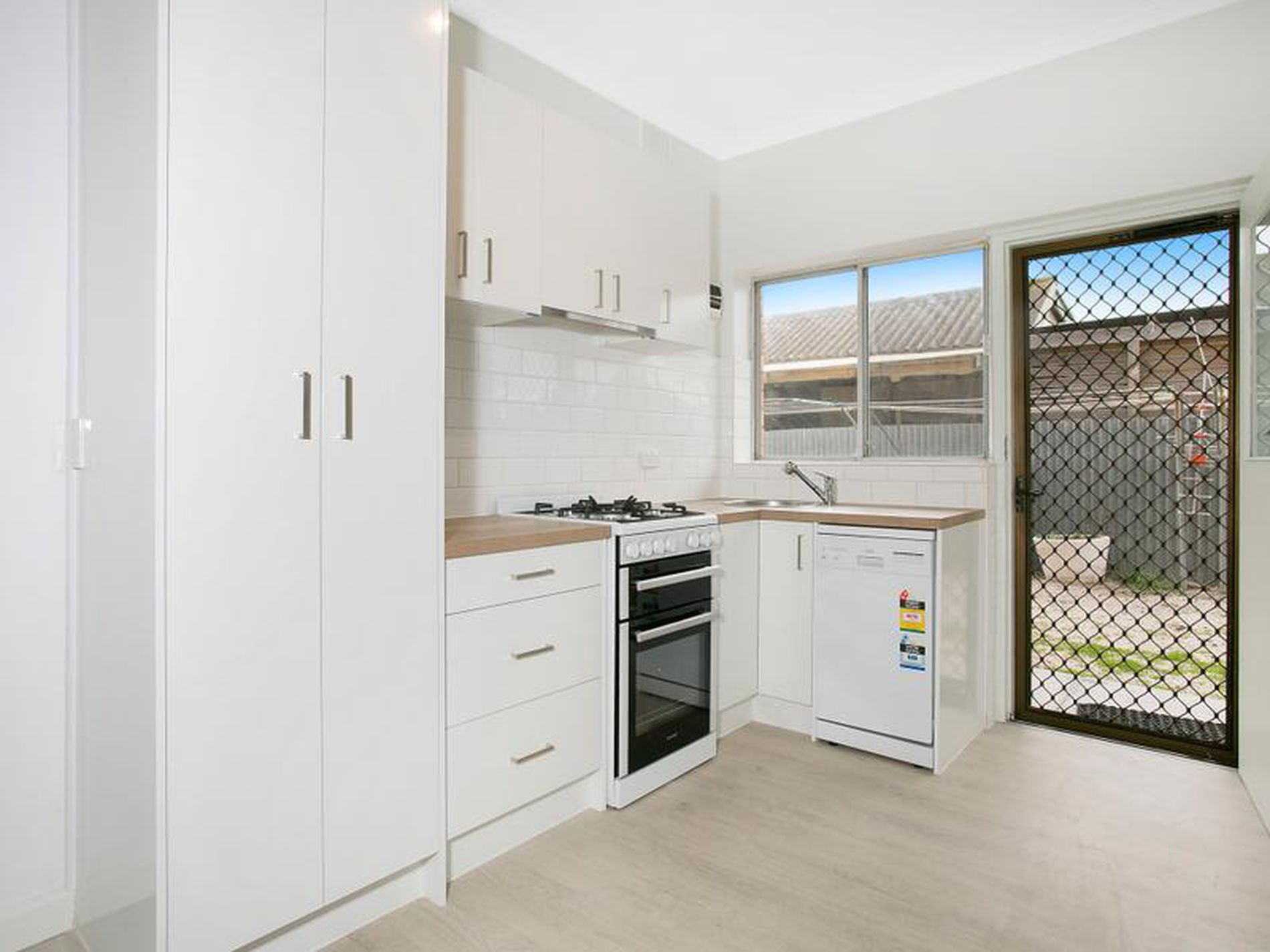 6 / 172 Seaview Road, Henley Beach South