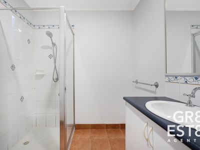 13 Bookham Way, Cranbourne West