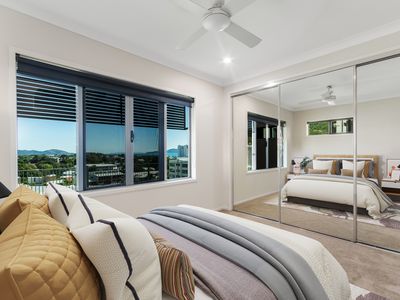 6 Panorama Court, North Ward