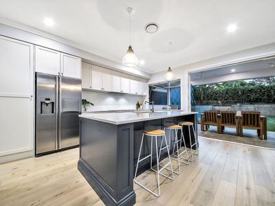 4 Sage Street, Carina