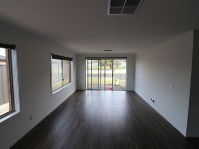 48 Delma Crescent, Seymour