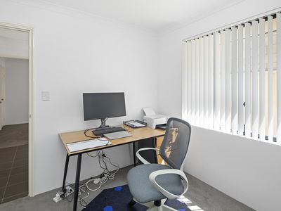 9 Kupu Gate, Success