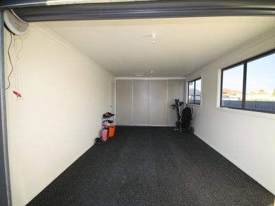 22 Sandy Crescent, Wynyard