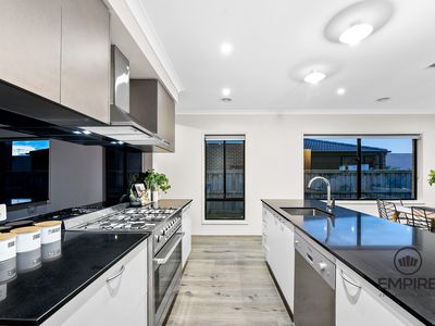 24 Ritchie Drive, Clyde North