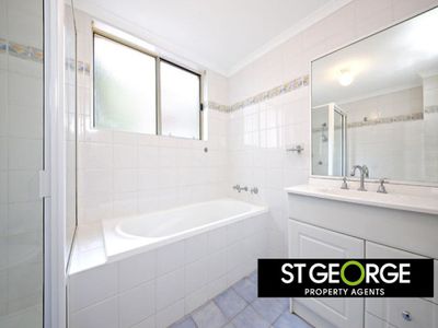 32 / 1 Hillview Street, Roselands