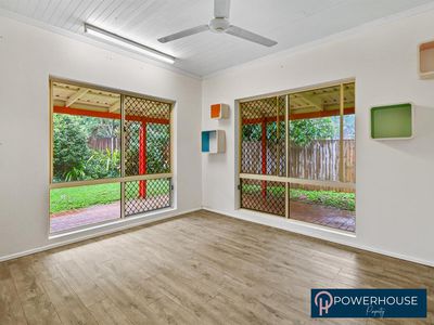 4 Bounty Close, Bentley Park
