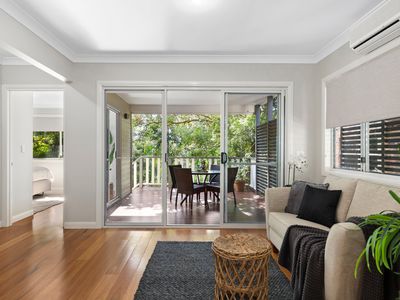 77 Stanley Terrace, Taringa