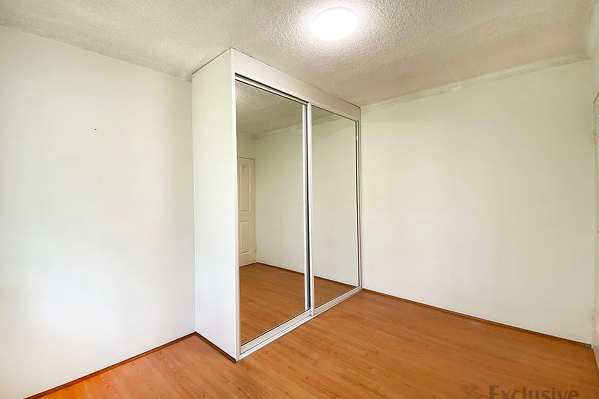 12 / 1 Evelyn Avenue, Concord