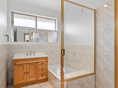 21 Atami Crescent, Corio