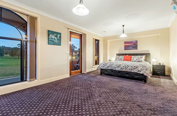 24 St Andrews Close, Hidden Valley