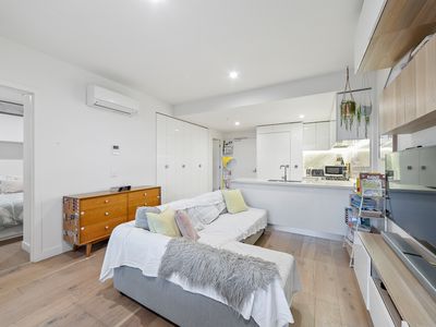 M206 / 188 Macaulay Road, North Melbourne