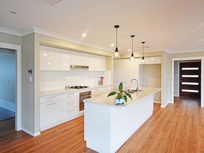 9 Brook Court, Dubbo