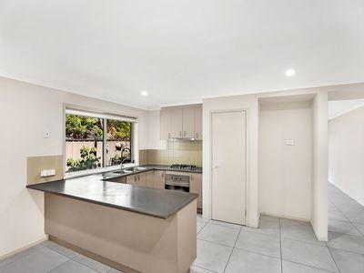 60 Drysdale Cres, Point Cook