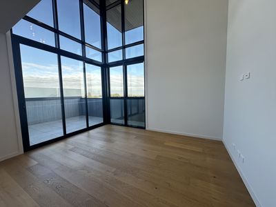 402a / 51 Johnson Street, Reservoir