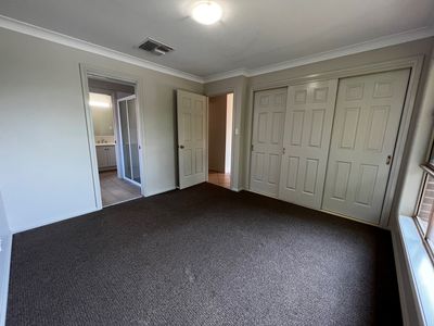 53 Castlereagh Avenue, Dubbo
