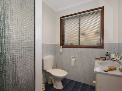 82 Ready St, Rutherglen