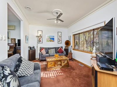 13 Pride Avenue, Hamlyn Heights