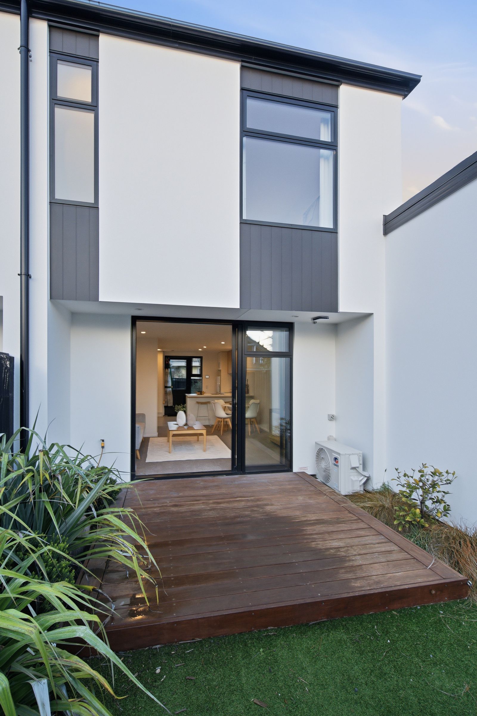 6 / 38 Wellington Street