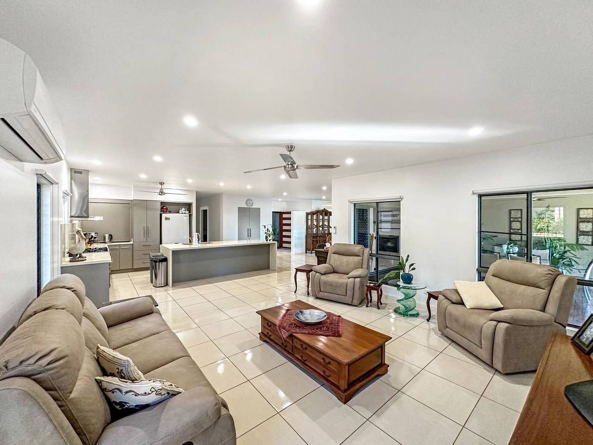 8 Agnew Street, Atherton