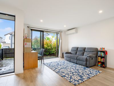 14 Autumn Blaze Street, Hobsonville