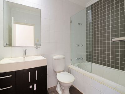 4 / 9 Midway Drive, Maroubra