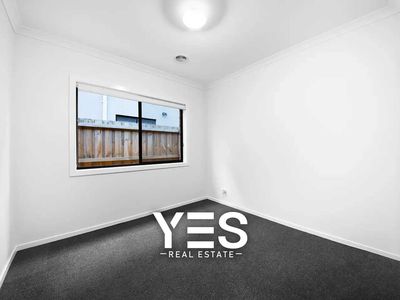 8 Pienza Road, Clyde