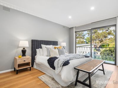 2 Box Hill Crescent, Mont Albert North