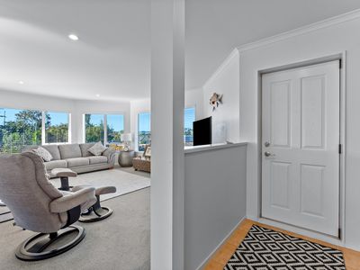 7 Omana Avenue, Shelly Beach, Helensville