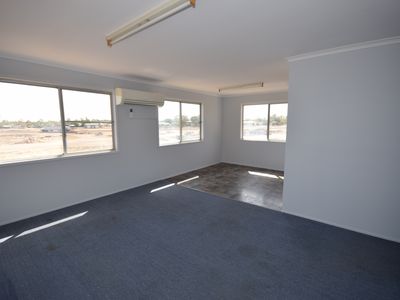 76 Eagle Street, Longreach