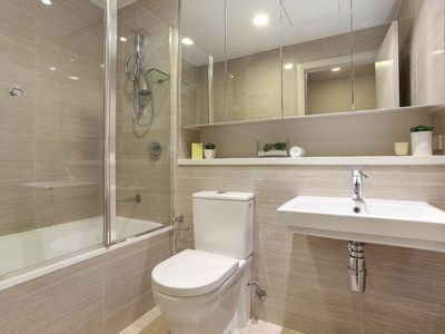 201 / 47 Hill Road, Wentworth Point