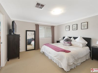 8/170 Glenfield Road, Casula