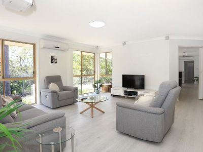 2 White City Drive, Oxenford