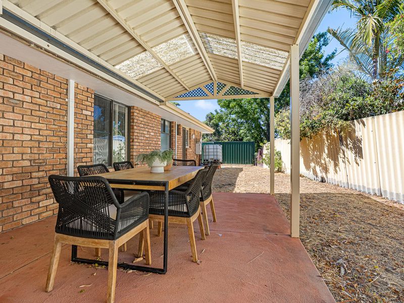 23 Tetlow Place, Bibra Lake