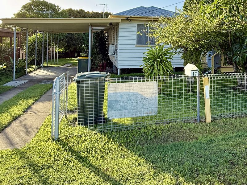 17 Hansen Street, Urangan, QLD, Urangan - Thumbnail 3