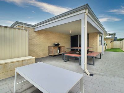 2 Tide Way , Singleton