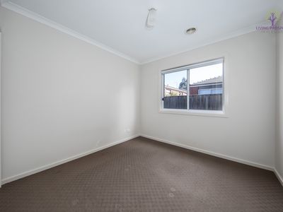 4 Yaleri Rise, Werribee