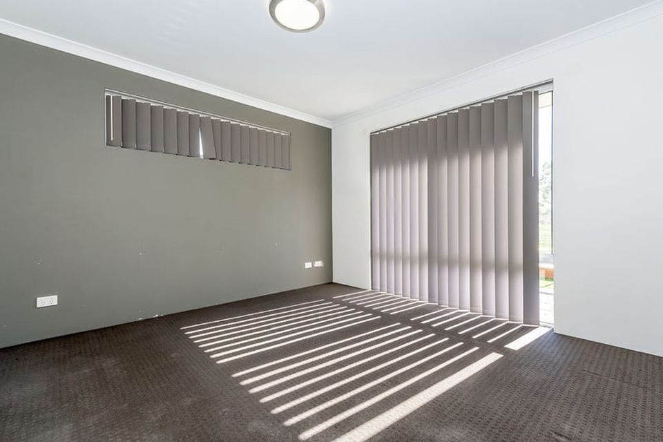 13 Kinsella Avenue , Byford