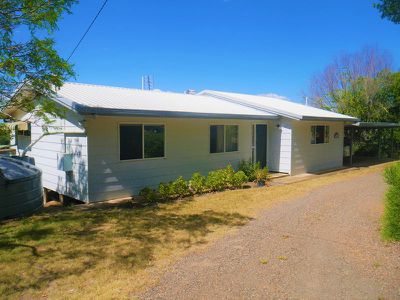 74 Hicken Way, Nanango