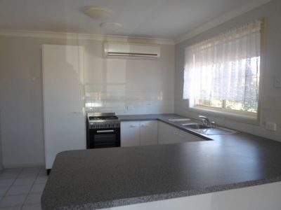 2 / 15 Kingfisher Street, Dubbo