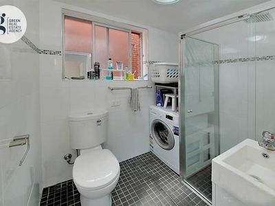 6 / 10 Bank Street, Meadowbank