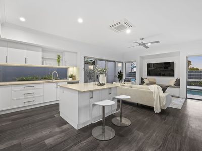 77 Mossvale Drive, Wakerley